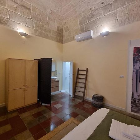 Bed and Breakfast La Volta Lecce Esterno foto